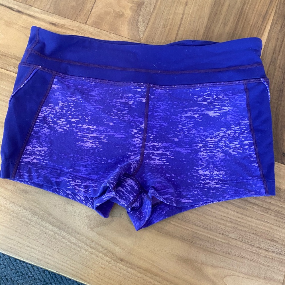 Athleta Spandex Shorts Size Medium